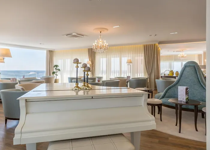 Luna Hotel Turismo